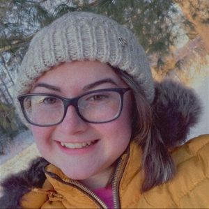 Meet your Posher, Alexis